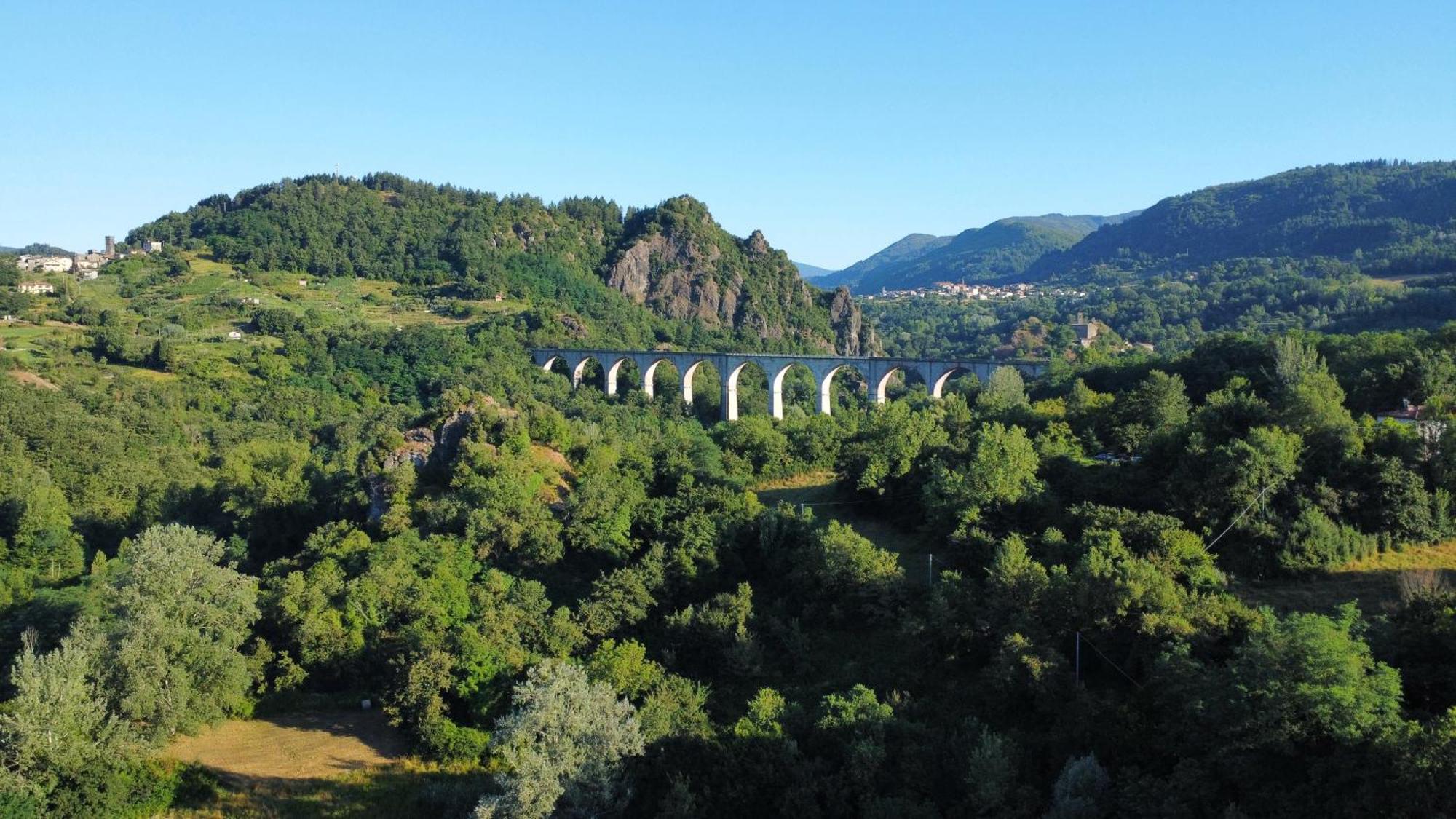 Borgo Del Sole Agriturismo Poggio  المظهر الخارجي الصورة
